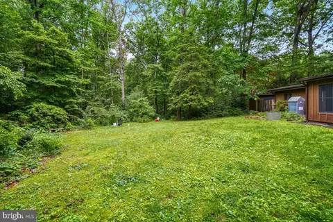 Exterior - 8545 Pineway Ct, Laurel, MD 20723 photo 11 of 11