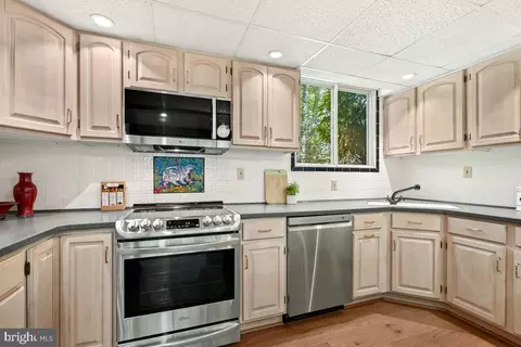 Kitchen - 8545 Pineway Ct, Laurel, MD 20723 photo 1 of 1