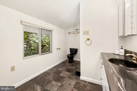 Bath - 8545 Pineway Ct, Laurel, MD 20723 photo 2 of 4