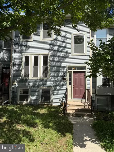 8112 Wooded Glen Ct, Ellicott City, MD 21043