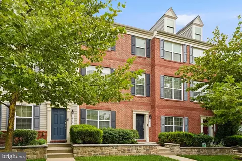 7832 Blue Stream Dr, Elkridge, MD 21075