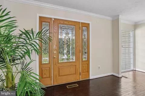 Entry Way - 9236 Stream View Ln, Laurel, MD 20723 photo 1 of 2