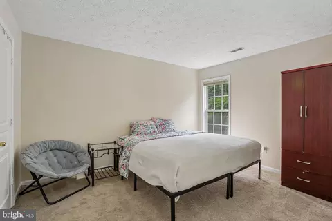 Bedroom - 9236 Stream View Ln, Laurel, MD 20723 photo 3 of 4