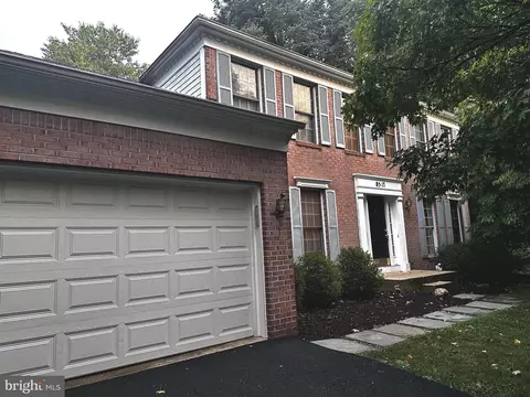 8517 Ellicott View Rd, Ellicott City, MD 21043
