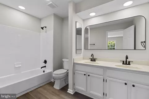 Bath - 9402 Steeple Ct, Laurel, MD 20723 photo 1 of 3