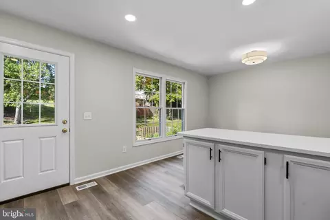 Entry Way - 9402 Steeple Ct, Laurel, MD 20723 photo 2 of 4
