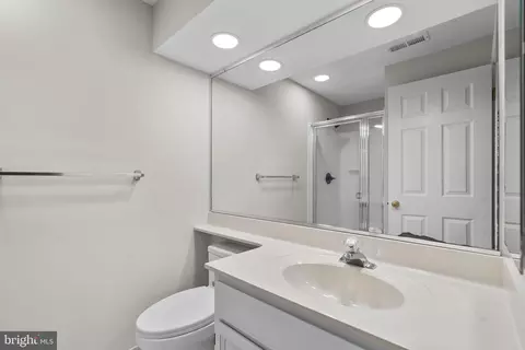 Bath - 9402 Steeple Ct, Laurel, MD 20723 photo 3 of 3
