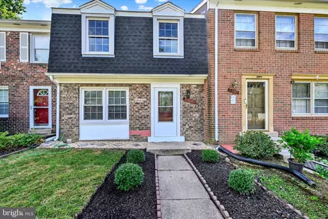 5702 Yellowrose Ct, Columbia, MD 21045