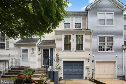 11767 Stonegate Ln, Columbia, MD 21044