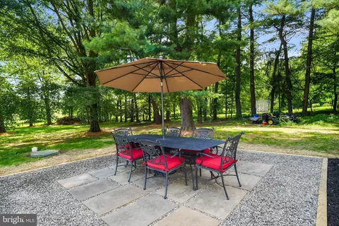 Exterior - 16205 Frederick Rd, Woodbine, MD 21797 photo 6 of 10