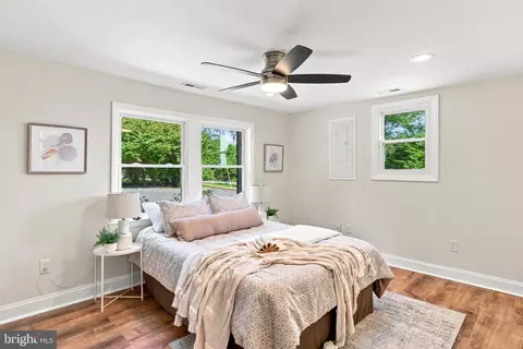 Bedroom - 16205 Frederick Rd, Woodbine, MD 21797 photo 1 of 8