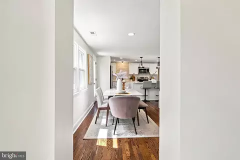 Entry Way - 16205 Frederick Rd, Woodbine, MD 21797 photo 2 of 2