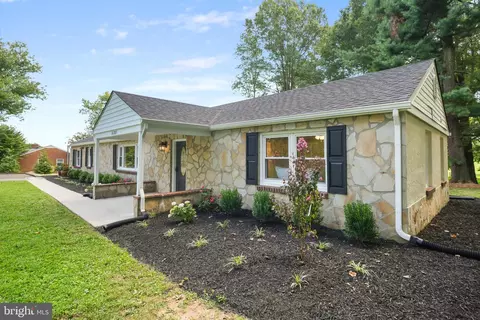 Exterior - 16205 Frederick Rd, Woodbine, MD 21797 photo 2 of 10