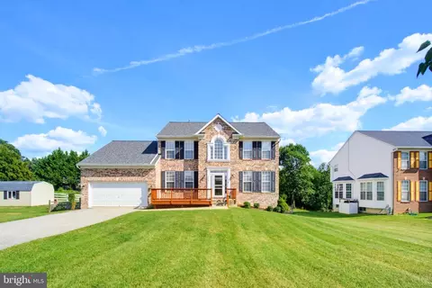 Exterior - 8625 Tower Dr, Laurel, MD 20723 photo 4 of 13