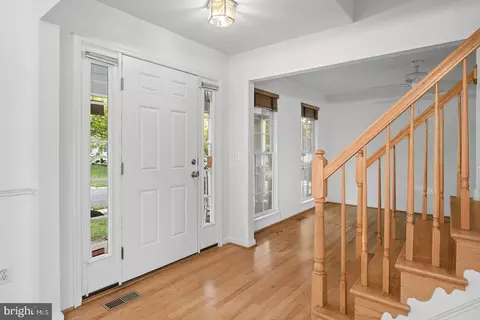 Entry Way - 6025 Florey Rd, Hanover, MD 21076 photo 2 of 14
