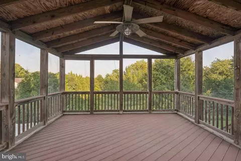 Exterior - 6025 Florey Rd, Hanover, MD 21076 photo 5 of 11