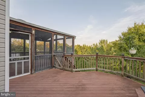 Exterior - 6025 Florey Rd, Hanover, MD 21076 photo 9 of 11