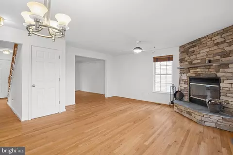 Living - 6025 Florey Rd, Hanover, MD 21076 photo 5 of 5