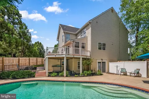 7144 Elk Mar Dr S, Elkridge, MD 21075