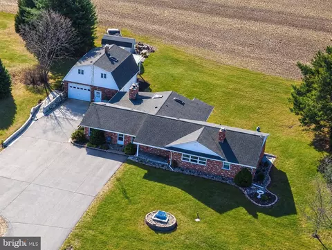 1031 Saint Michaels Rd, Mount Airy, MD 21771