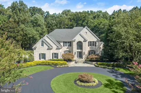 3137 Old Oak Dr, Ellicott City, MD 21042