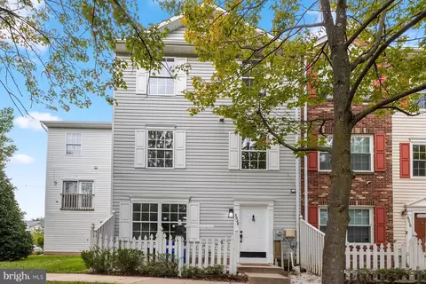 8928 Mallard Ct, Columbia, MD 21045