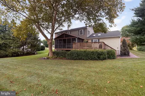 9387 Paulskirk Dr, Ellicott City, MD 21042