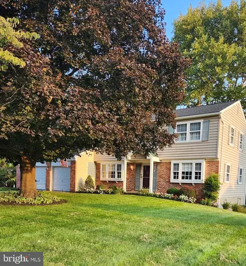 9387 Paulskirk Dr, Ellicott City, MD 21042