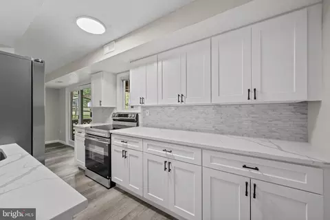 6490 Barchink Pl, Columbia, MD 21045