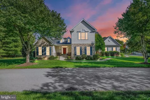 10804 Robin Lynn Dr, Ellicott City, MD 21042