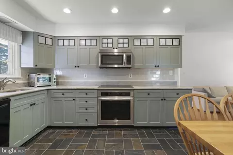 Kitchen - 8475 Rooster Ct, Laurel, MD 20723 photo 2 of 4