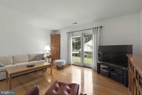 Living - 8475 Rooster Ct, Laurel, MD 20723 photo 2 of 2