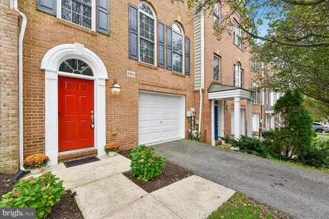 8905 Lee Manor Dr, Ellicott City, MD 21043