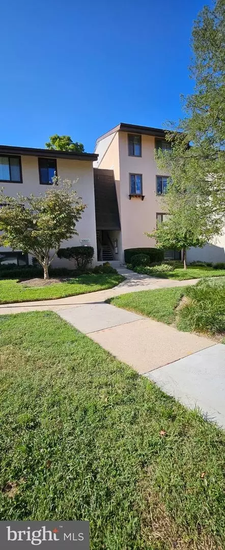 10081 Windstream Dr #1, Columbia, MD 21044