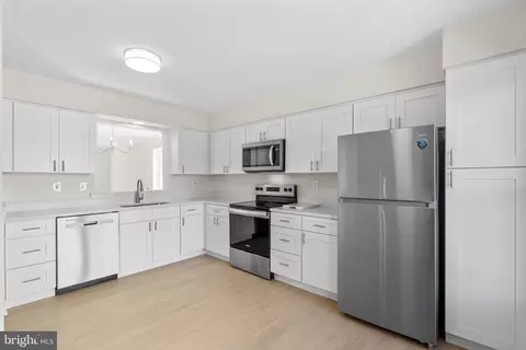 Kitchen - 9374 Breamore Ct, Laurel, MD 20723 photo 2 of 3