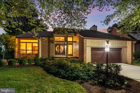 6184 Llanfair Dr, Columbia, MD 21044