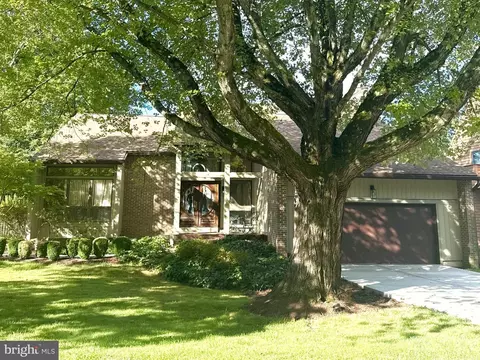 6184 Llanfair Dr, Columbia, MD 21044