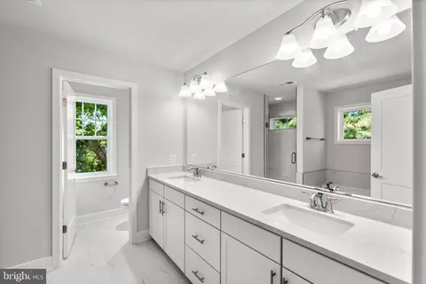 Bath - 9344 Meredith Ave, Laurel, MD 20723 photo 1 of 5