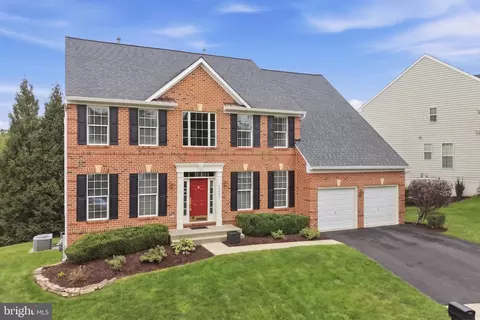 8208 Michaels Rdg, Ellicott City, MD 21043