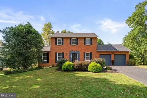 4236 Hermitage Dr, Ellicott City, MD 21042