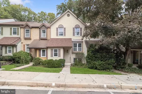 7465 Swan Point Way #4-8, Columbia, MD 21045