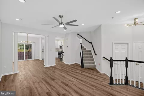 Living - 9270 Maxwell Ct, Laurel, MD 20723 photo 1 of 4