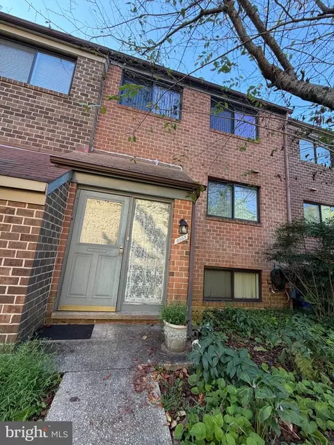 8935 Skyrock Ct, Columbia, MD 21046