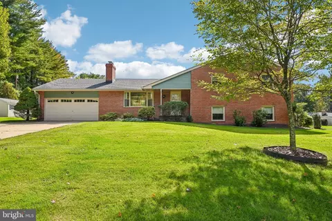 3437 Jay Dr, Ellicott City, MD 21042