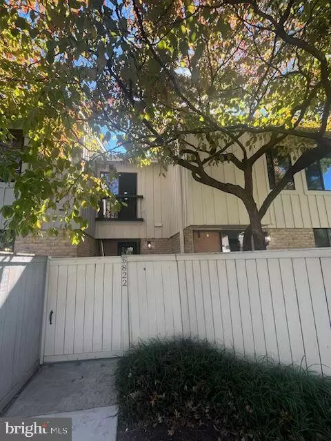 5822 Barnwood Pl #9, Columbia, MD 21044