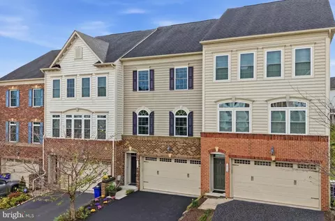4914 Rushing River Dr, Ellicott City, MD 21043