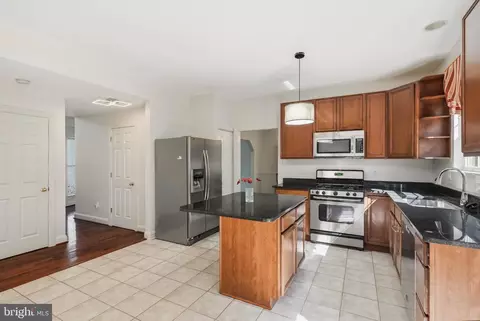 Kitchen - 5757 Augustine Ave, Elkridge, MD 21075 photo 2 of 4