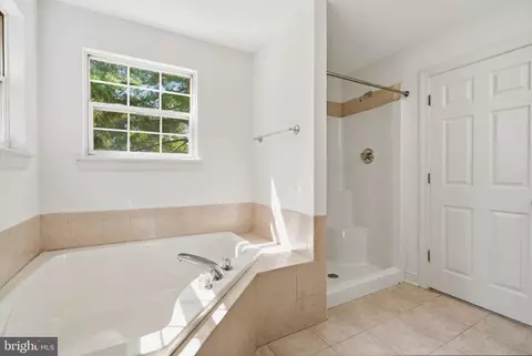 Bath - 5757 Augustine Ave, Elkridge, MD 21075 photo 1 of 1