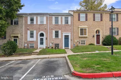 9810 Rainleaf Ct, Columbia, MD 21046