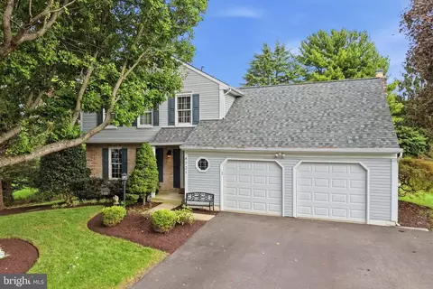 4721 Yorkshire Dr, Ellicott City, MD 21043